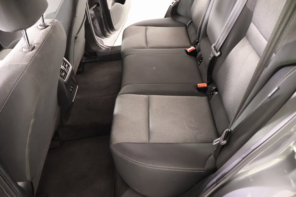 Used 2024 Nissan Rogue SV image 11