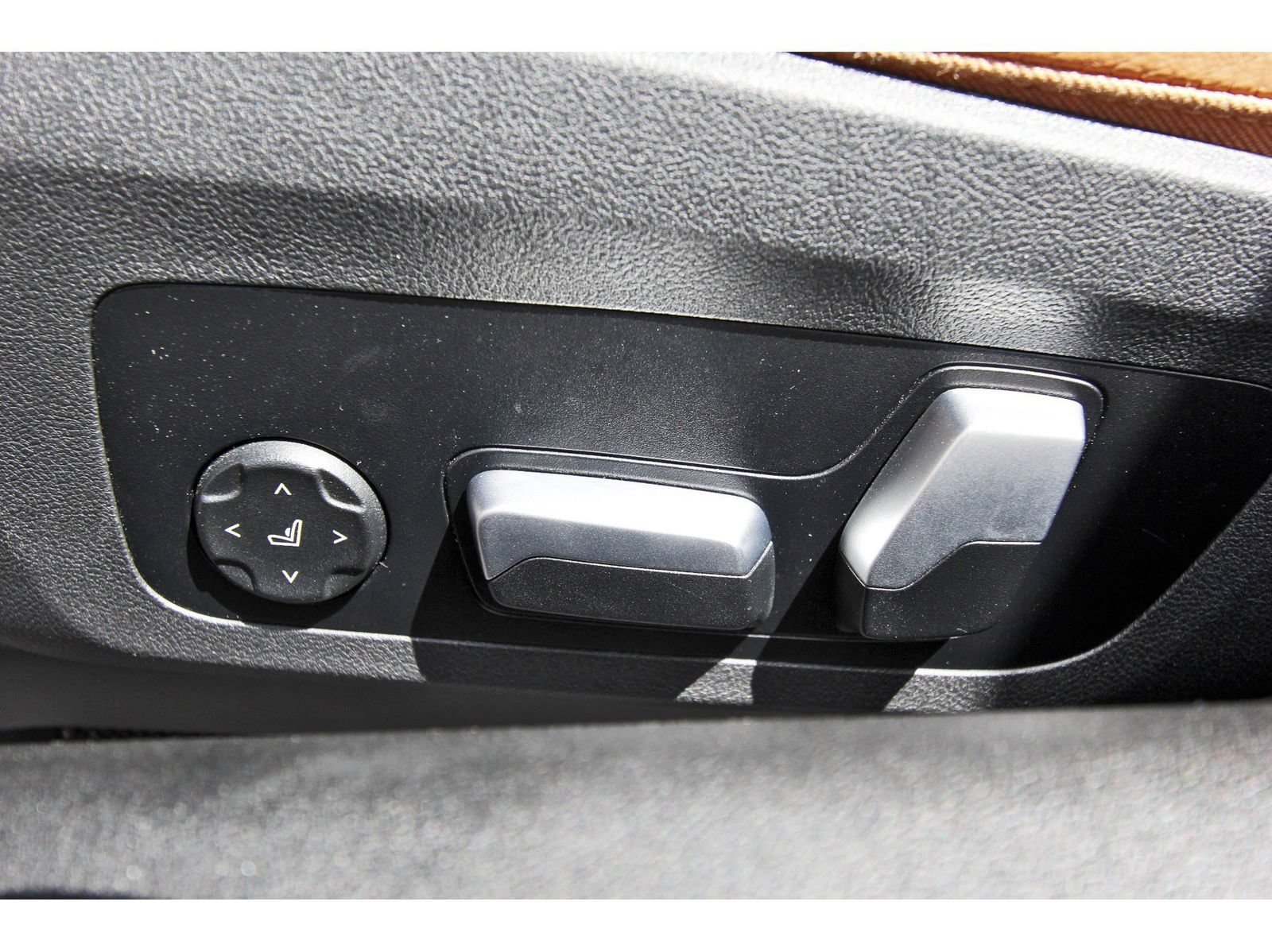Used 2022 BMW 430i Convertible w/ Premium Package 2 RWD image 29