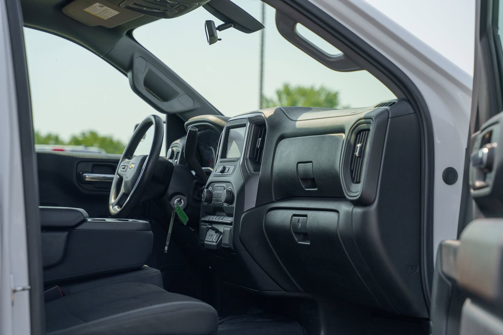 Used 2022 Chevrolet Silverado 1500 Custom AWD/4WD image 14