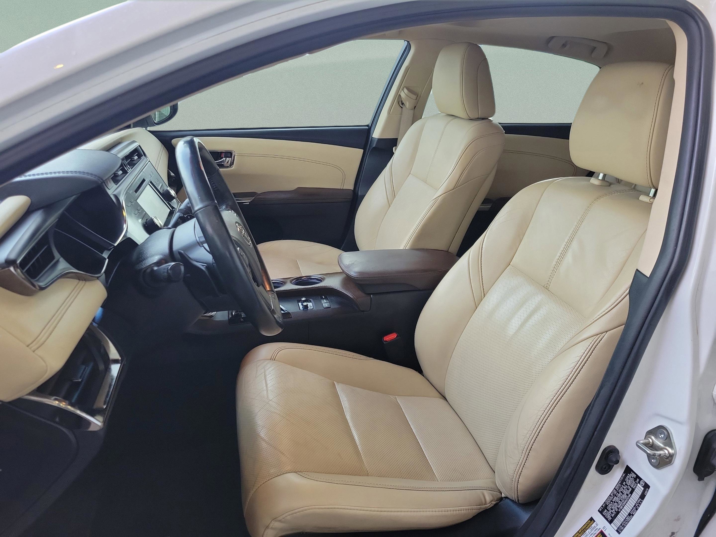 Used 2017 Toyota Avalon Limited FWD image 13