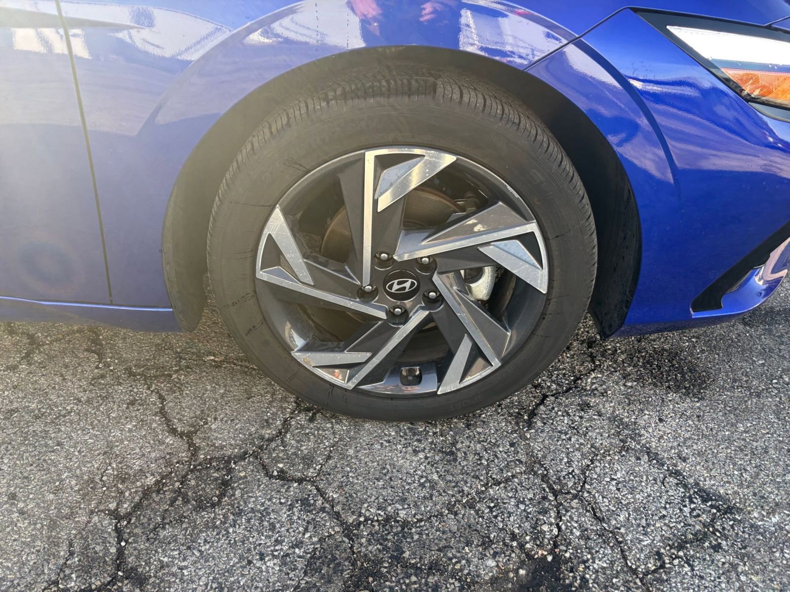 Used 2025 Hyundai Elantra SEL image 29