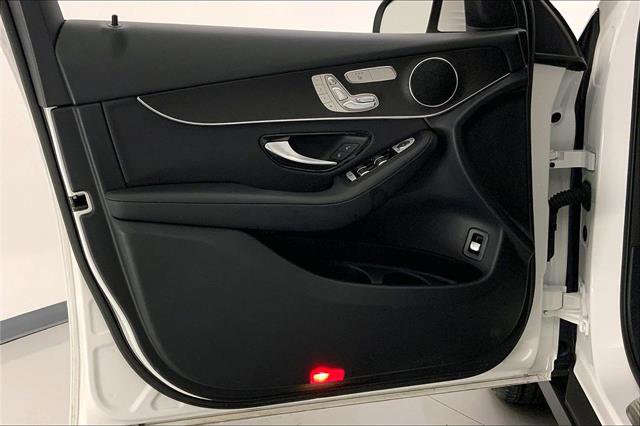 Used 2021 Mercedes-Benz GLC 300 4MATIC image 24