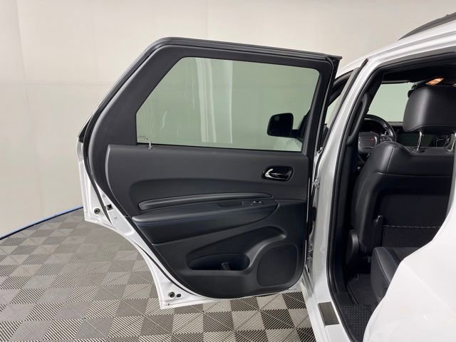 Used 2022 Dodge Durango R/T w/ Tow 'N Go Package AWD/4WD image 38