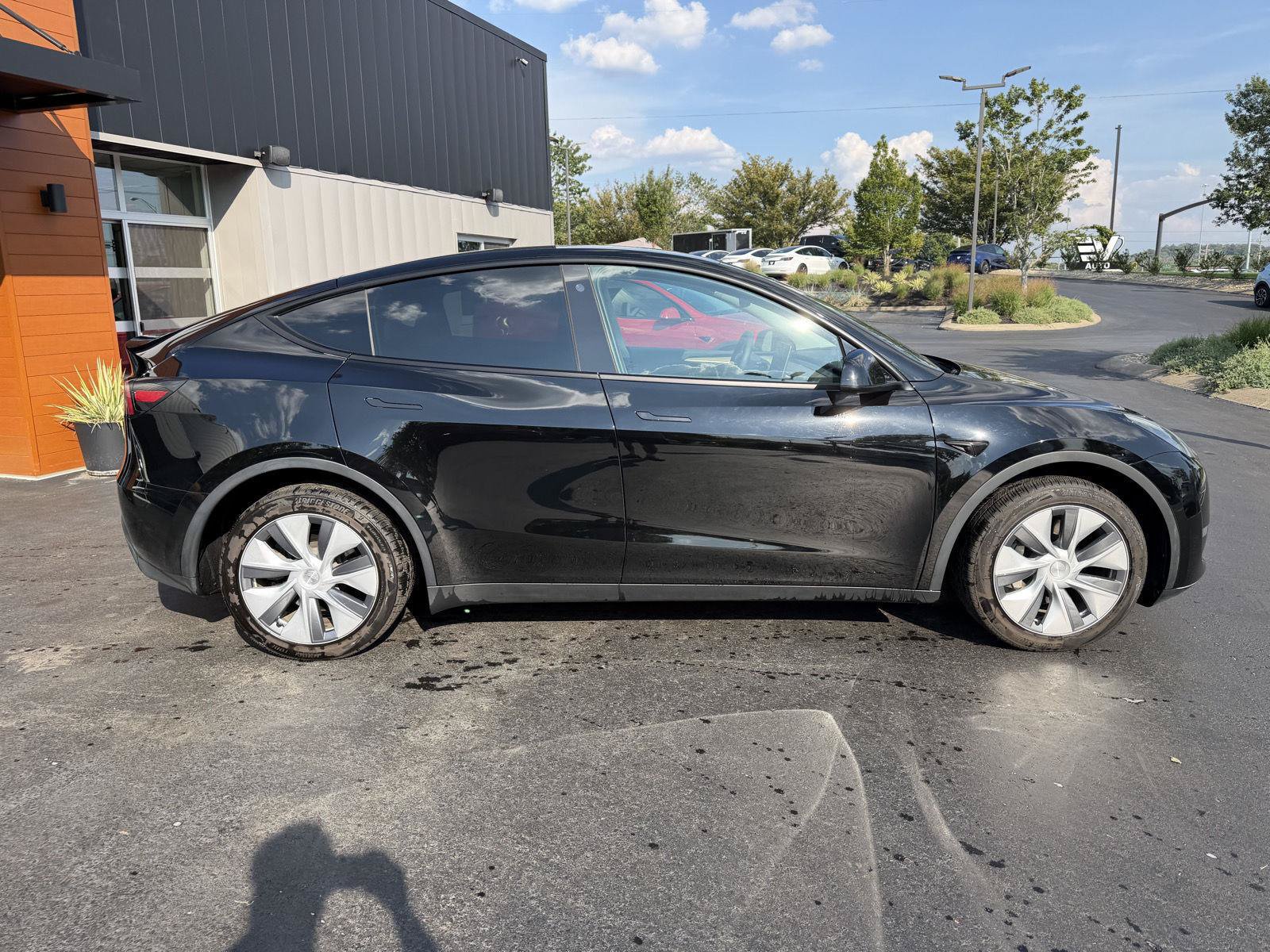 Used 2023 Tesla Model Y Long Range AWD/4WD image 8