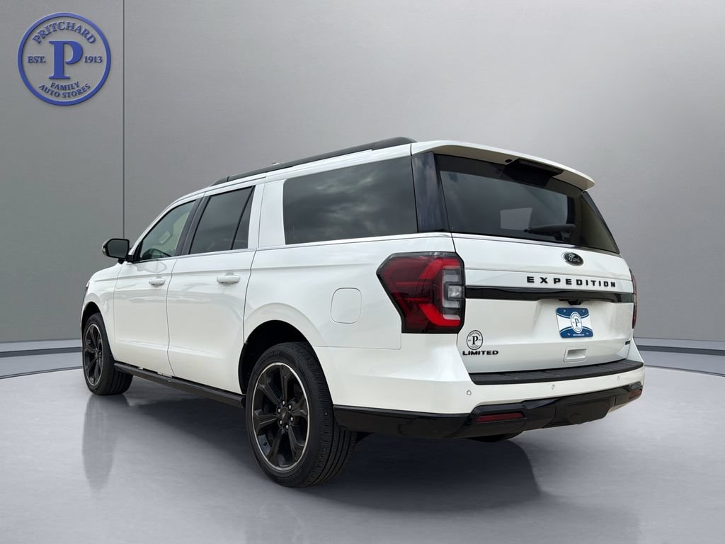 Used 2023 Ford Expedition Max Limited AWD/4WD image 5