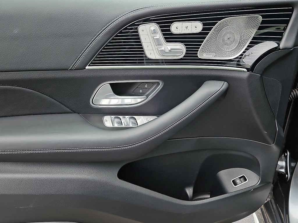 New 2025 Mercedes-Benz GLS 450 4MATIC image 18