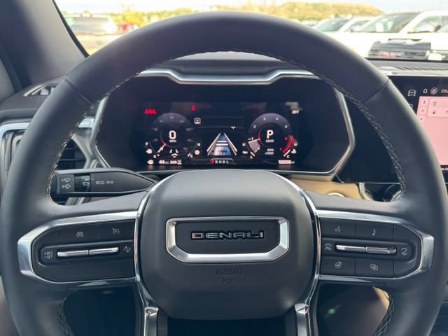 Certified 2025 GMC Canyon Denali w/ LPO, Denali Black Edition AWD/4WD image 28