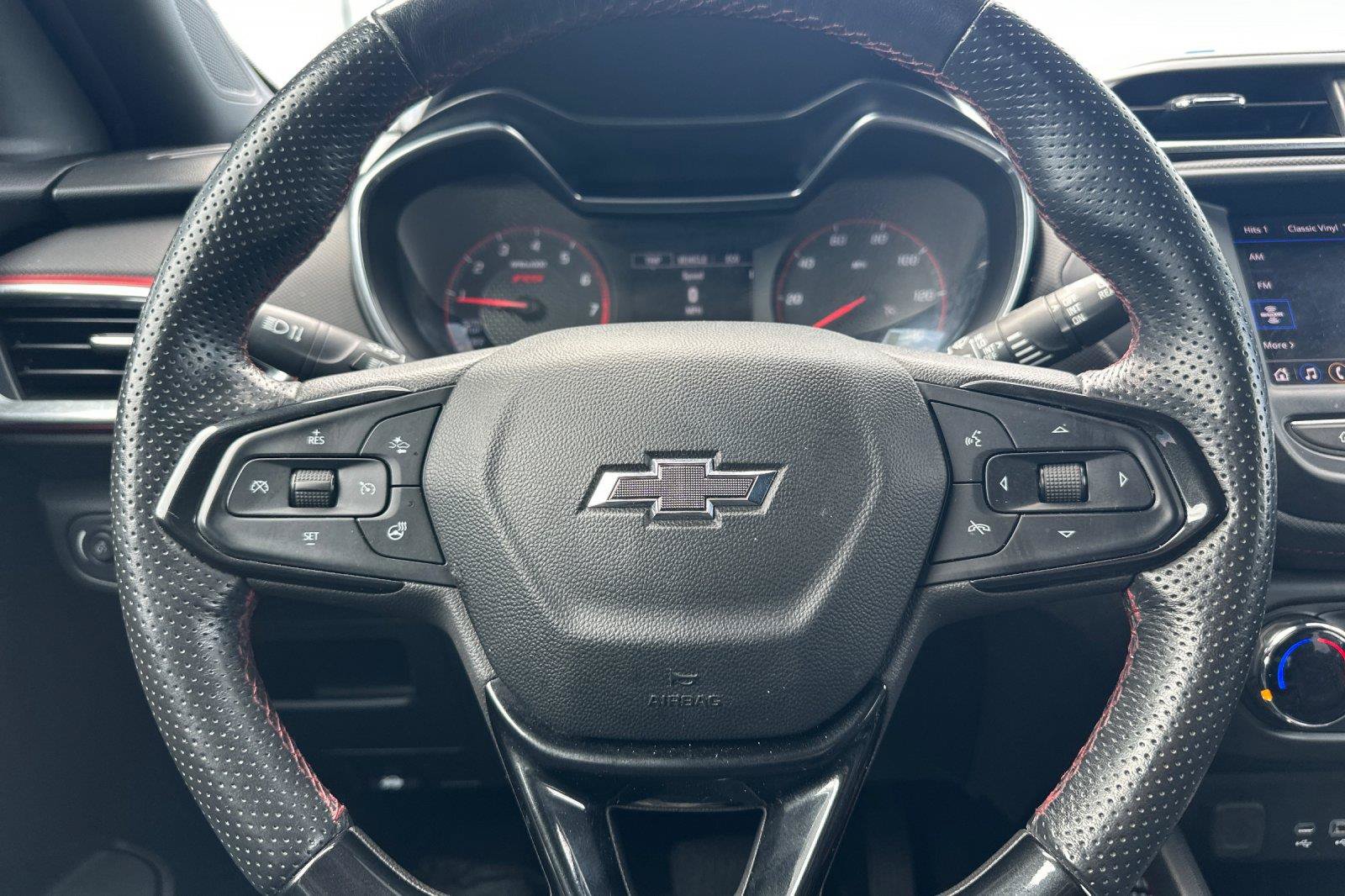 Used 2022 Chevrolet TrailBlazer RS FWD image 23