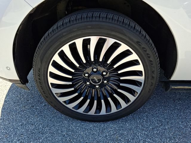 Used 2019 Lincoln Navigator L Black Label AWD/4WD image 35