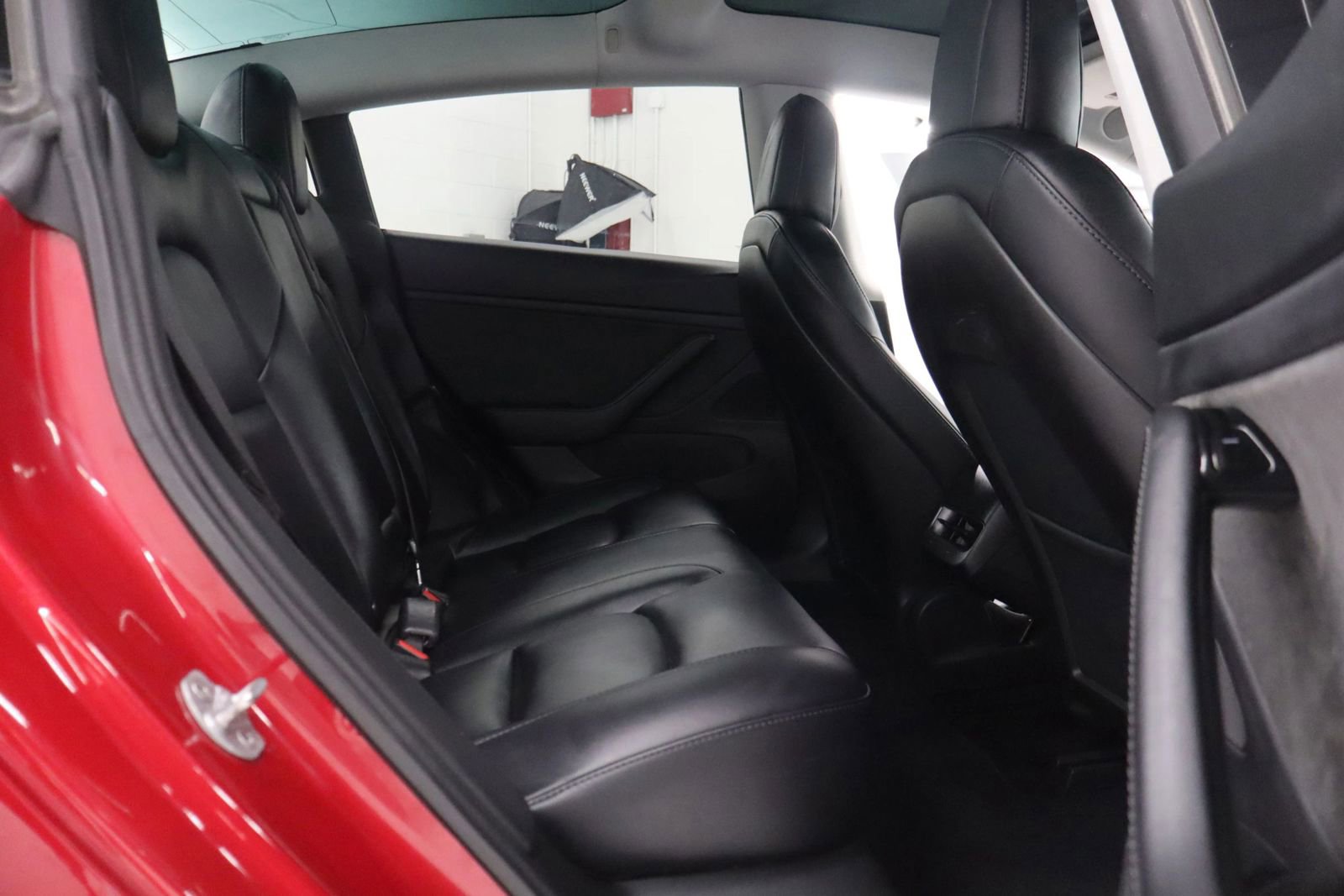 Used 2020 Tesla Model 3 Long Range image 18