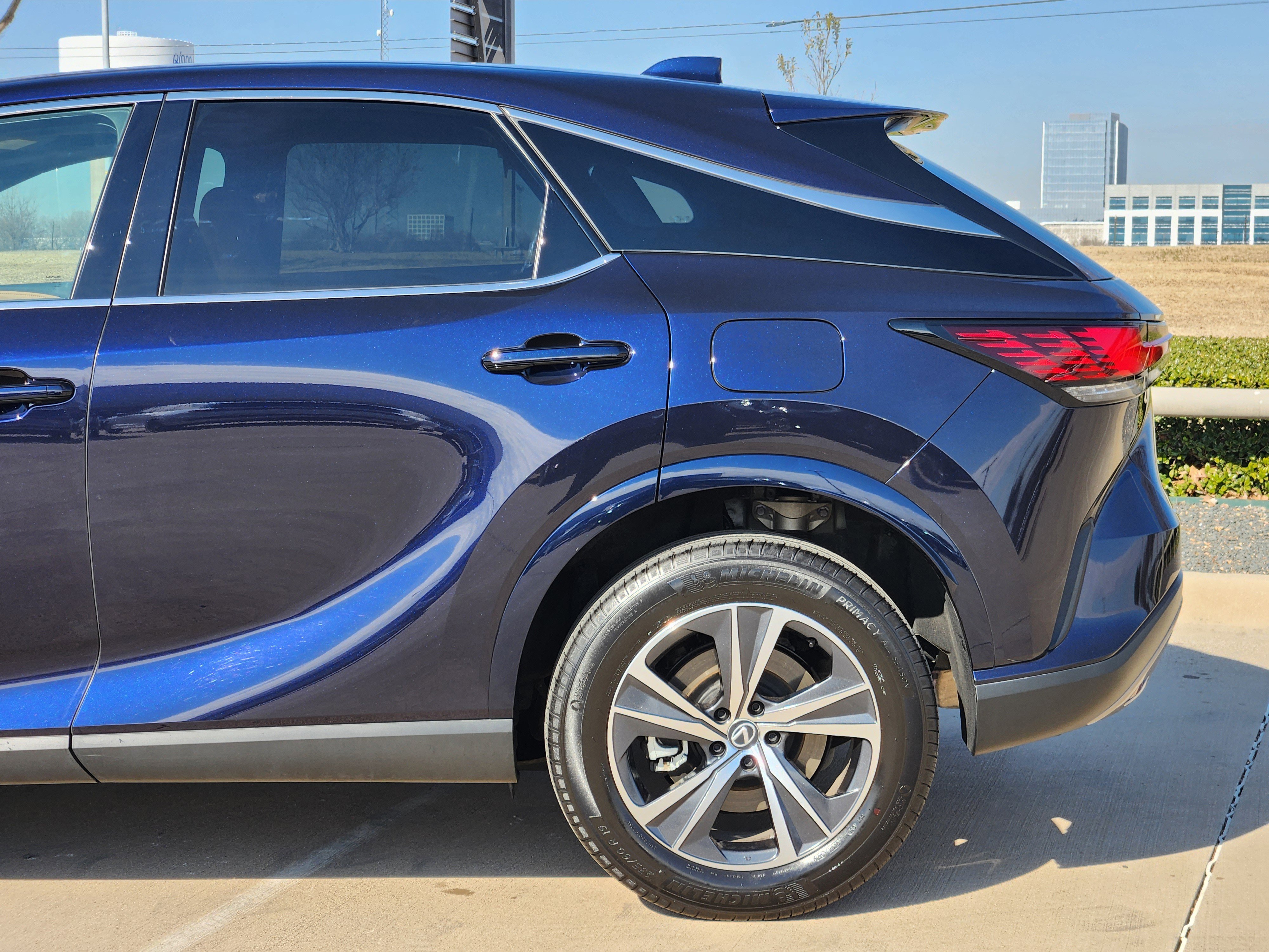 Used 2025 Lexus RX 350 FWD w/ Technology Package image 10