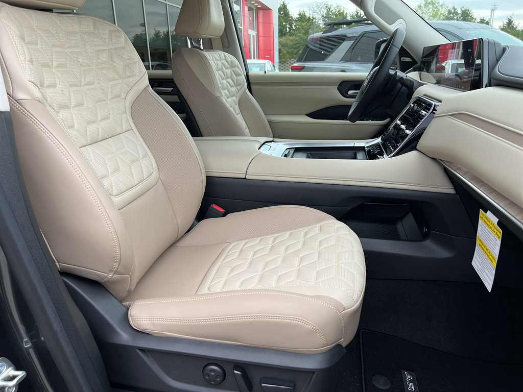 New 2026 Nissan Armada Platinum image 24