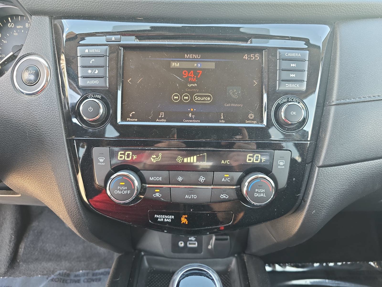 Used 2020 Nissan Rogue SV FWD image 19