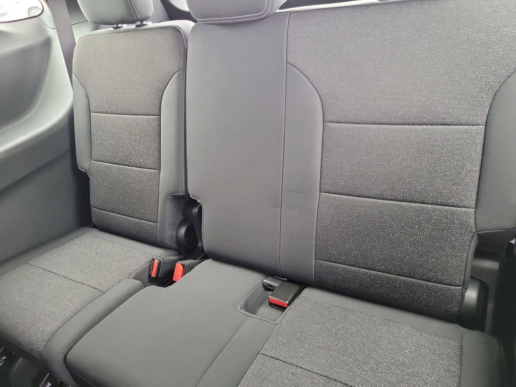 Used 2024 Chevrolet Traverse LS AWD/4WD image 12
