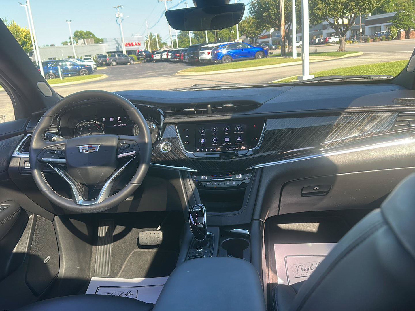 Used 2022 Cadillac XT6 Premium Luxury w/ Technology Package AWD/4WD image 12