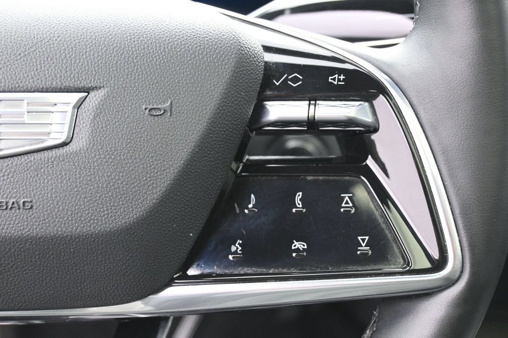 Used 2024 Cadillac Lyriq Luxury w/ LPO, Floor Liner Package AWD/4WD image 15