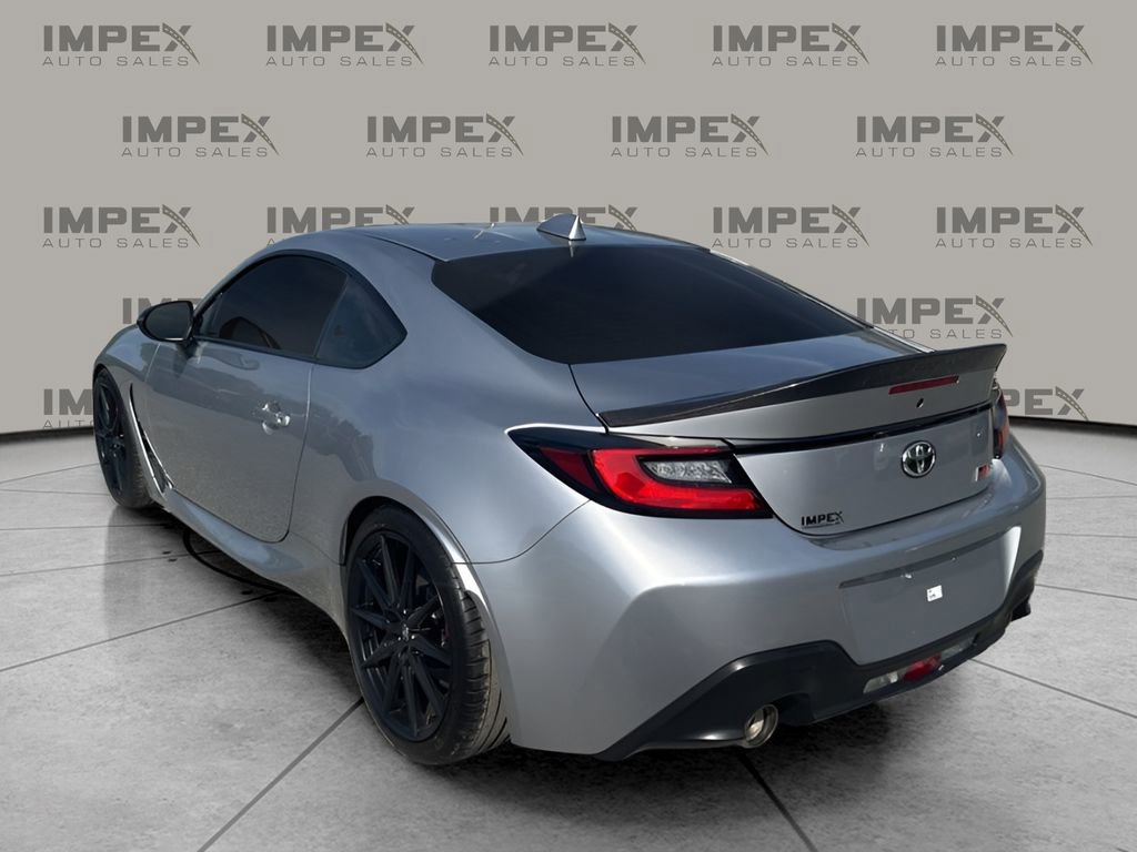 Used 2025 Toyota GR86 w/ Performance Package image 3