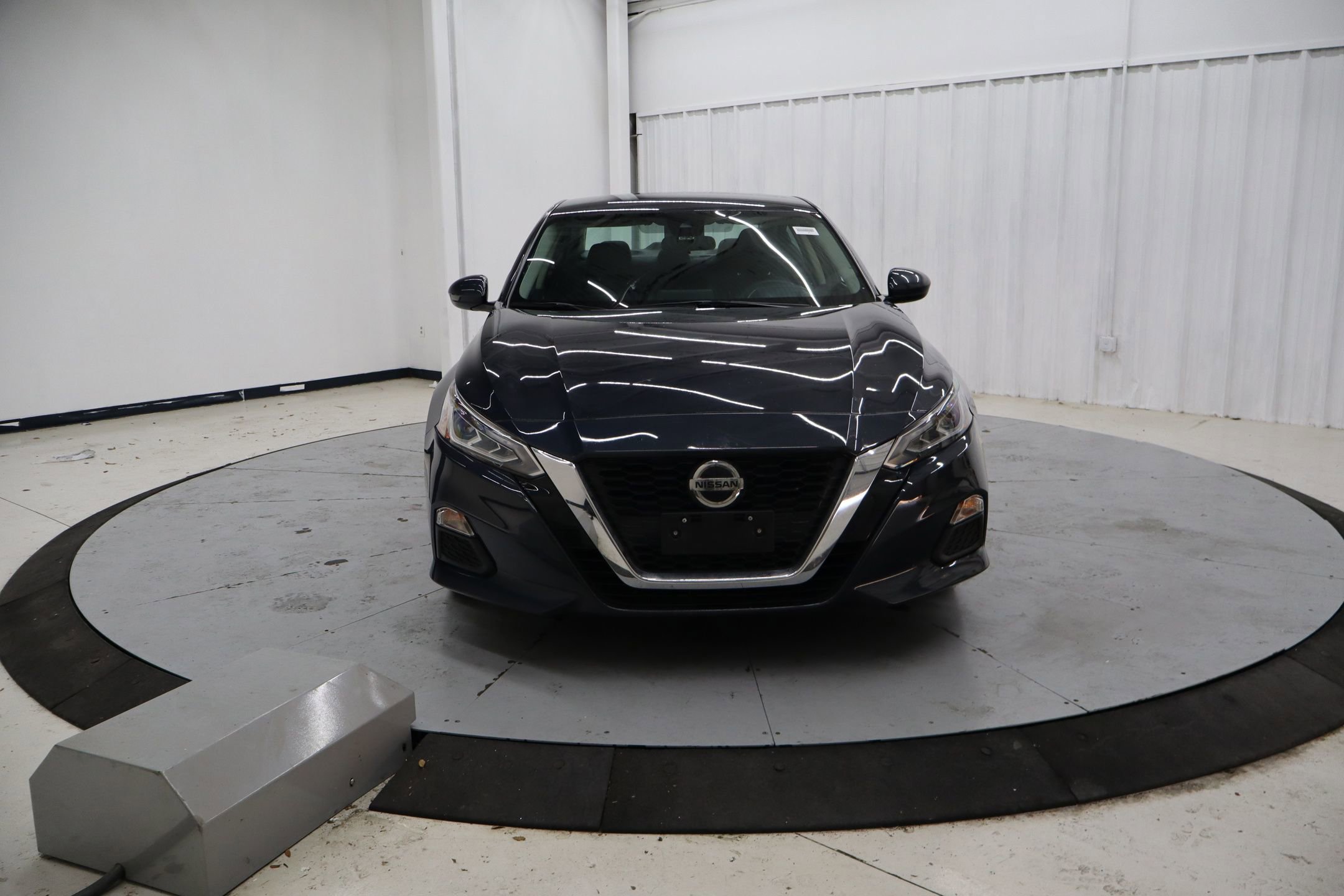 Used 2022 Nissan Altima 2.5 SV image 11
