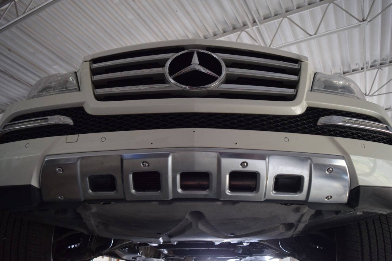 Used 2011 Mercedes-Benz GL 550 4MATIC image 86