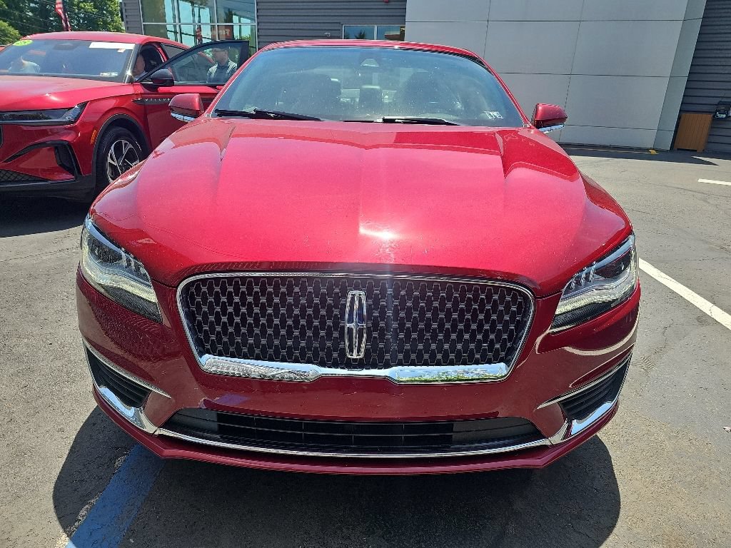 Used 2019 Lincoln MKZ Reserve w/ Reserve Plus Package FWD image 2
