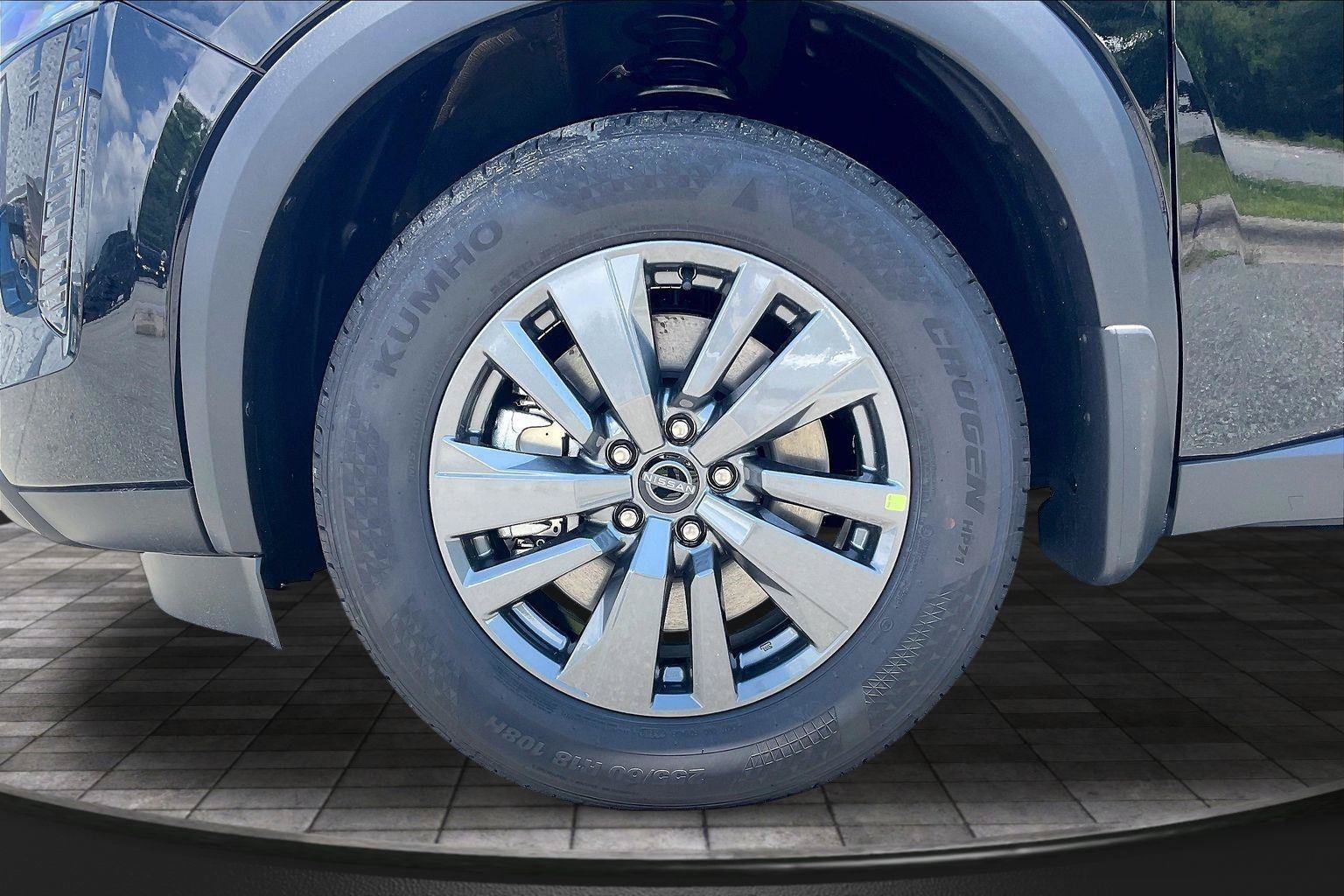 New 2026 Nissan Pathfinder SV AWD/4WD image 11
