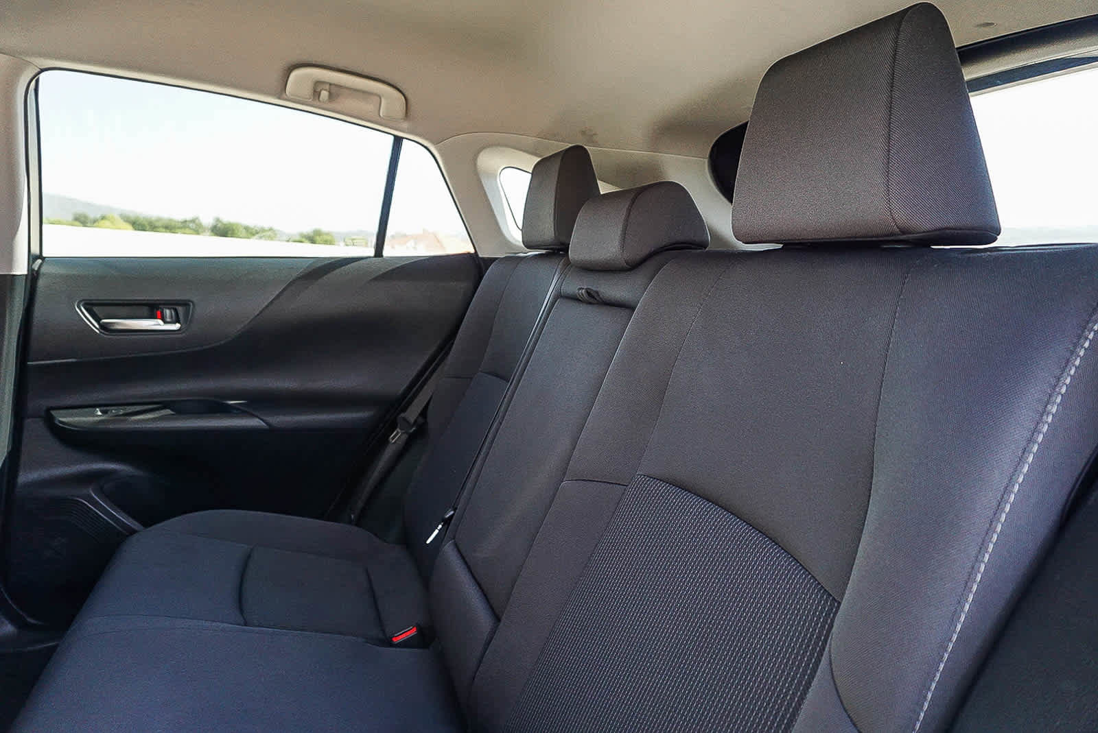 Used 2021 Toyota Venza LE w/ Carpet Mat Package (TMS) AWD/4WD image 21