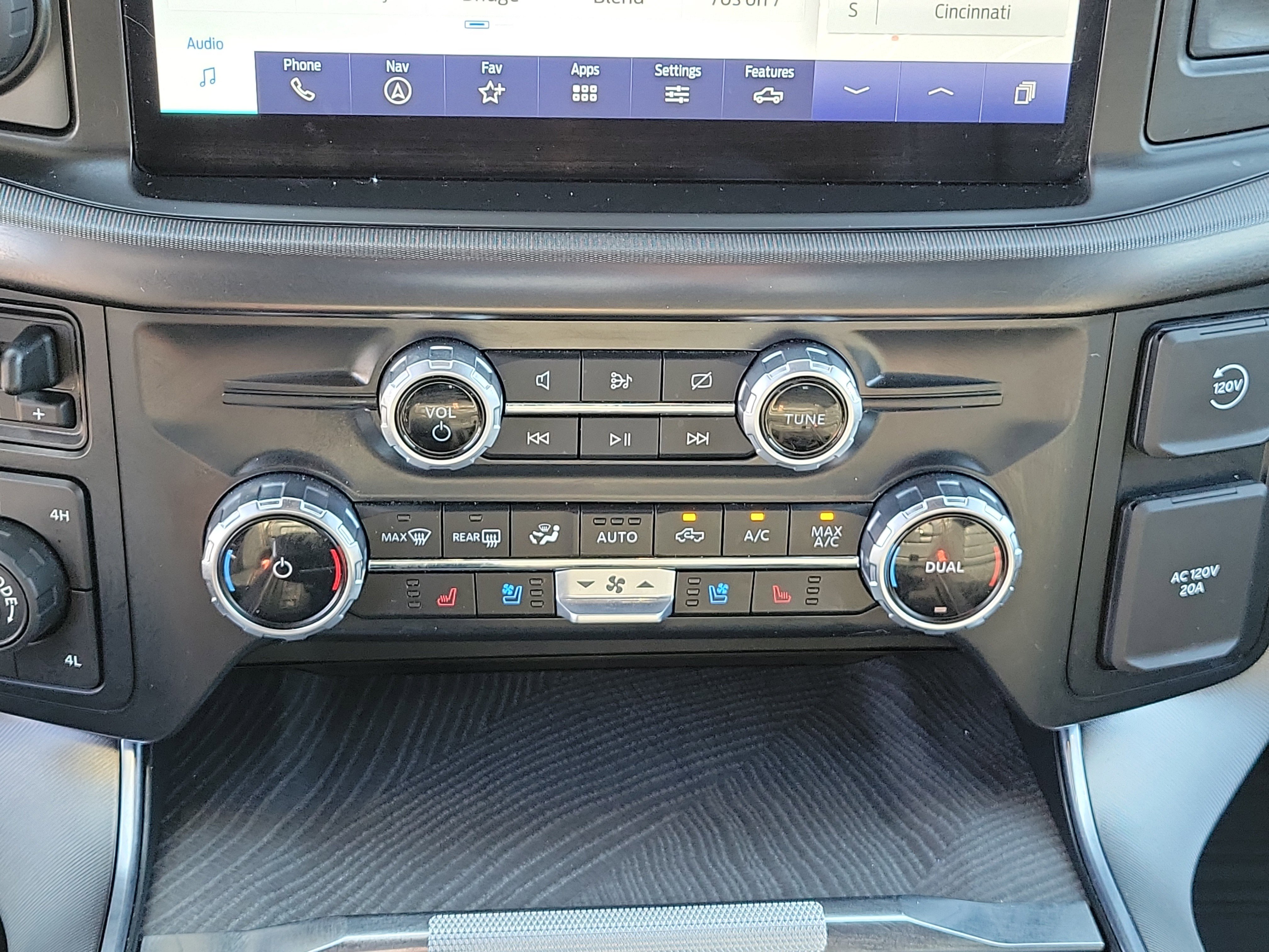 Used 2023 Ford F150 Platinum w/ Equipment Group 701A High image 31