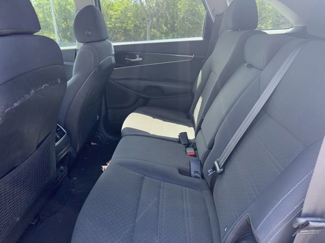 Used 2018 Kia Sorento FWD image 8