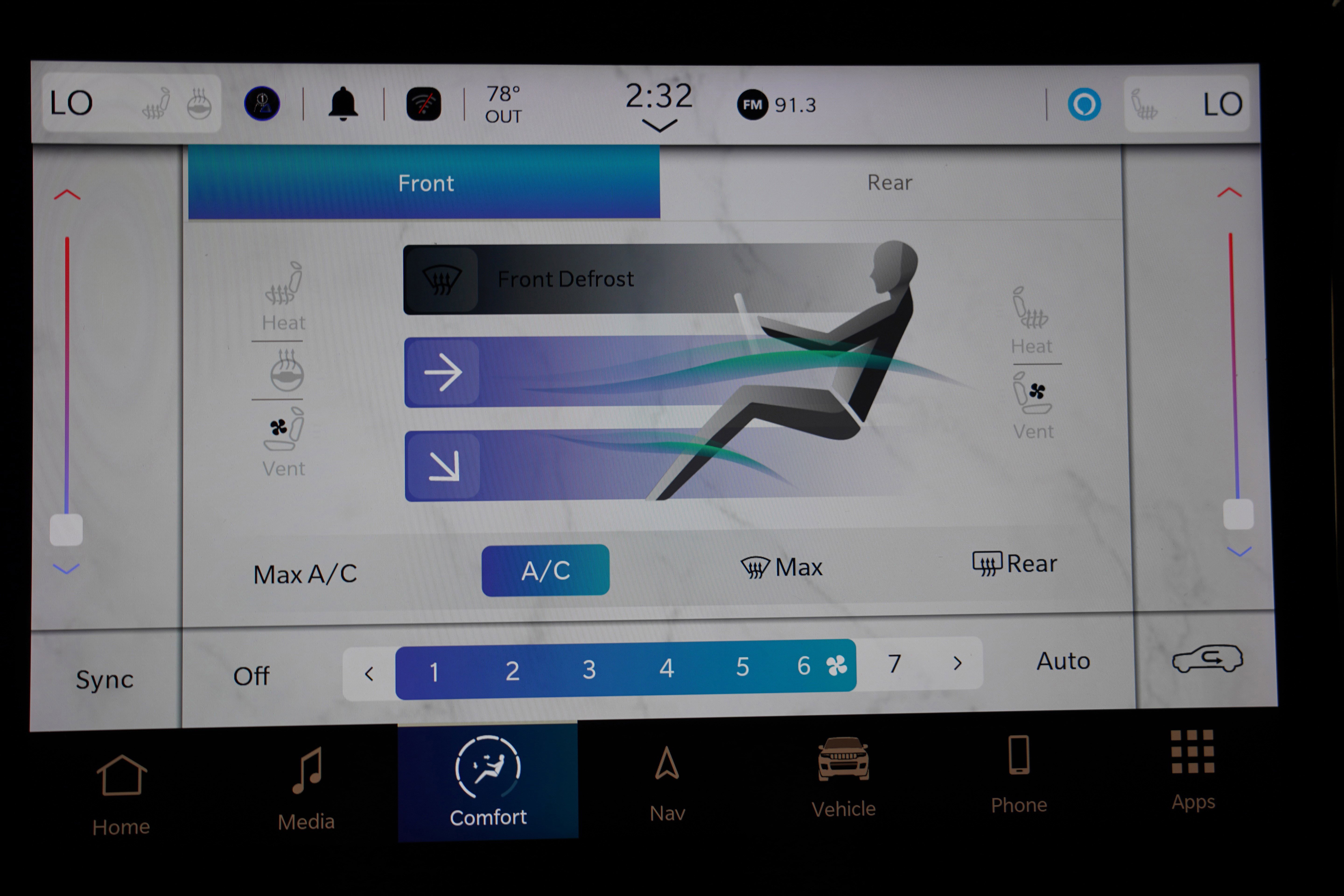 Certified 2024 Jeep Grand Cherokee L Limited w/ Luxury Tech Group II image 24