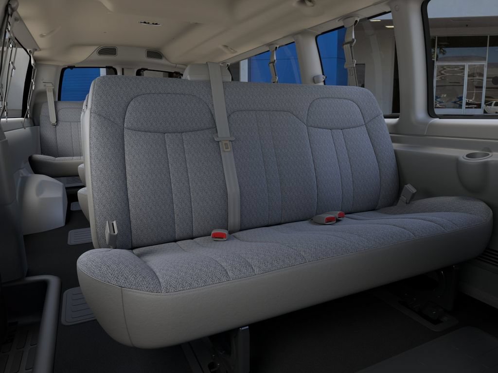New 2026 Chevrolet Express 3500 LT w/ LT Preferred Equipment Group RWD image 17