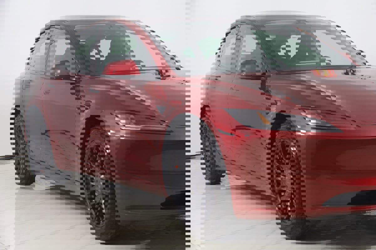 Used 2024 Tesla Model 3 Standard Range image 42