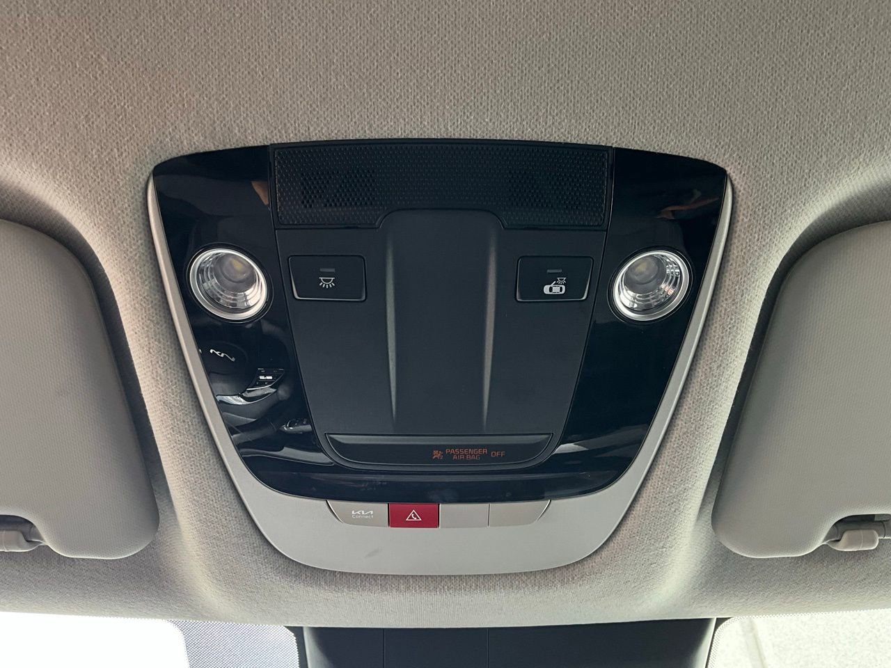 Used 2025 Kia Seltos S FWD image 16