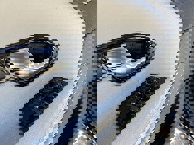 Used 2017 Land Rover Range Rover Evoque SE Premium AWD/4WD image 24