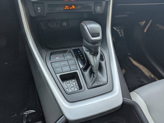 Used 2024 Toyota RAV4 XLE Premium image 26