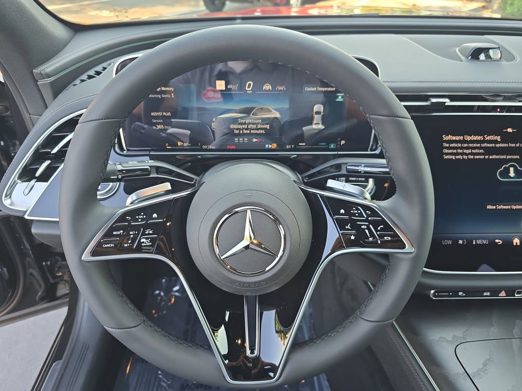 New 2026 Mercedes-Benz E 350 4MATIC Sedan image 18