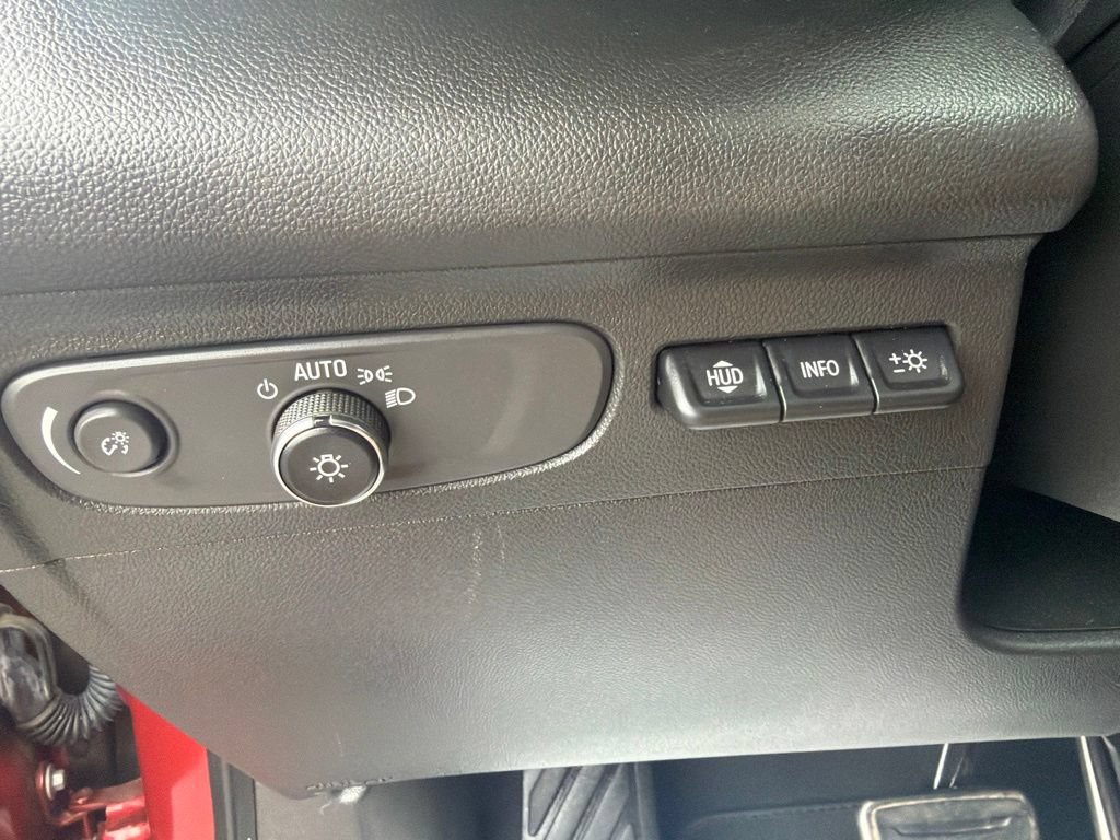 Used 2023 Buick Envision Essence w/ Technology Package I AWD/4WD image 35