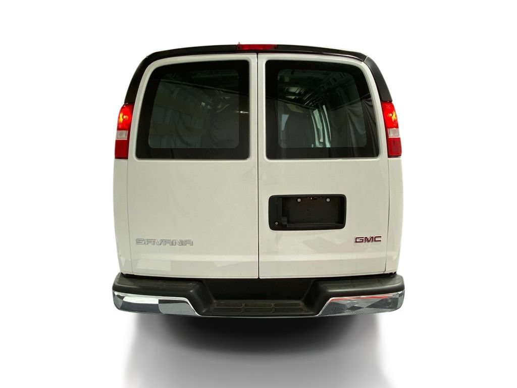 Used 2024 GMC Savana 2500 w/ Driver Convenience Package RWD image 3