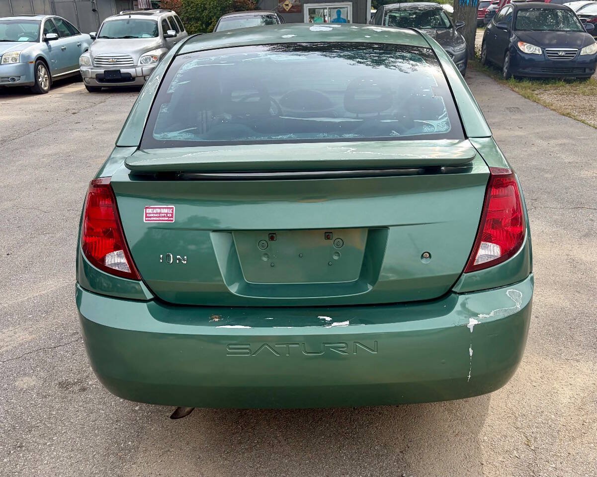 Used 2003 Saturn ION Level 3 w/ Travel Pkg FWD image 4