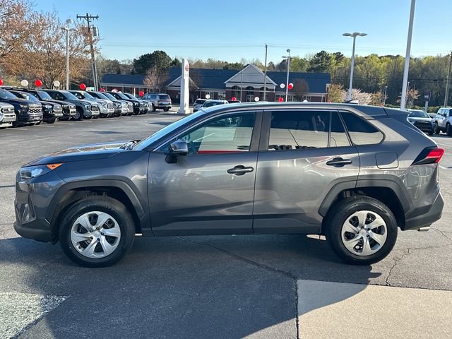 Used 2022 Toyota RAV4 LE image 6