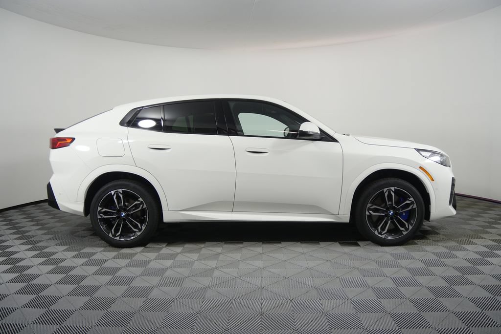 Used 2026 BMW X2 xDrive28i w/ Technology Package AWD/4WD image 6