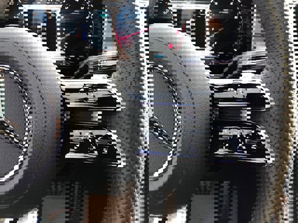 New 2026 Mercedes-Benz GLC 300 4MATIC image 23