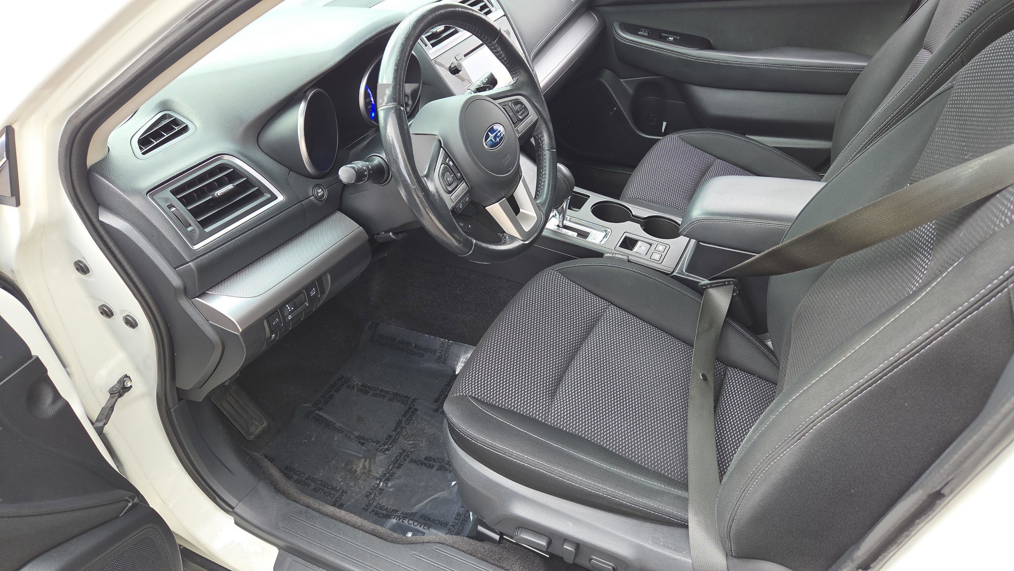 Used 2015 Subaru Outback 2.5i Premium image 9