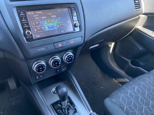 Used 2024 Mitsubishi Outlander Sport ES AWD/4WD image 18
