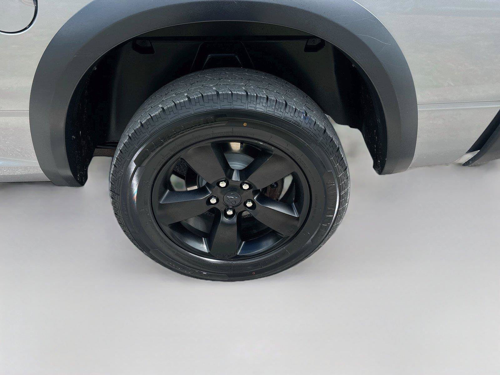 Used 2019 RAM 1500 Warlock AWD/4WD image 28