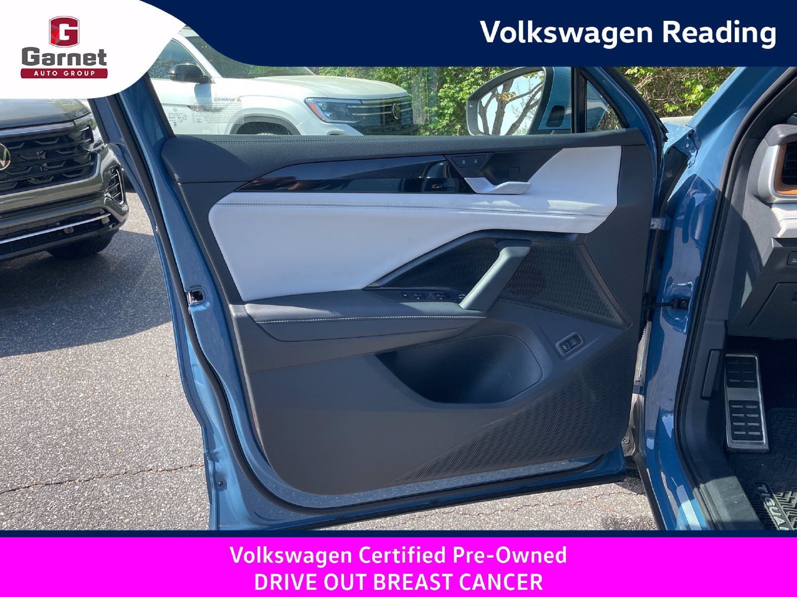 Certified 2025 Volkswagen Tiguan SEL R-Line AWD/4WD image 11