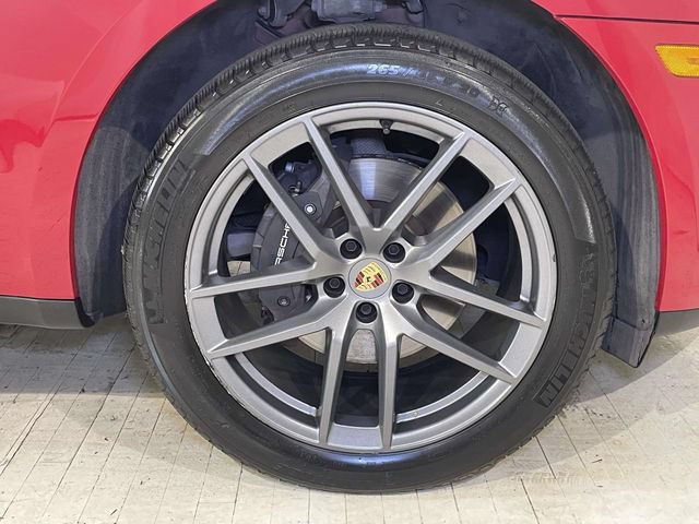 Certified 2023 Porsche Macan Turbo AWD/4WD image 11