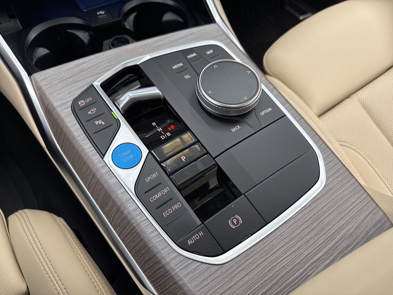 New 2025 BMW i4 xDrive40i image 33