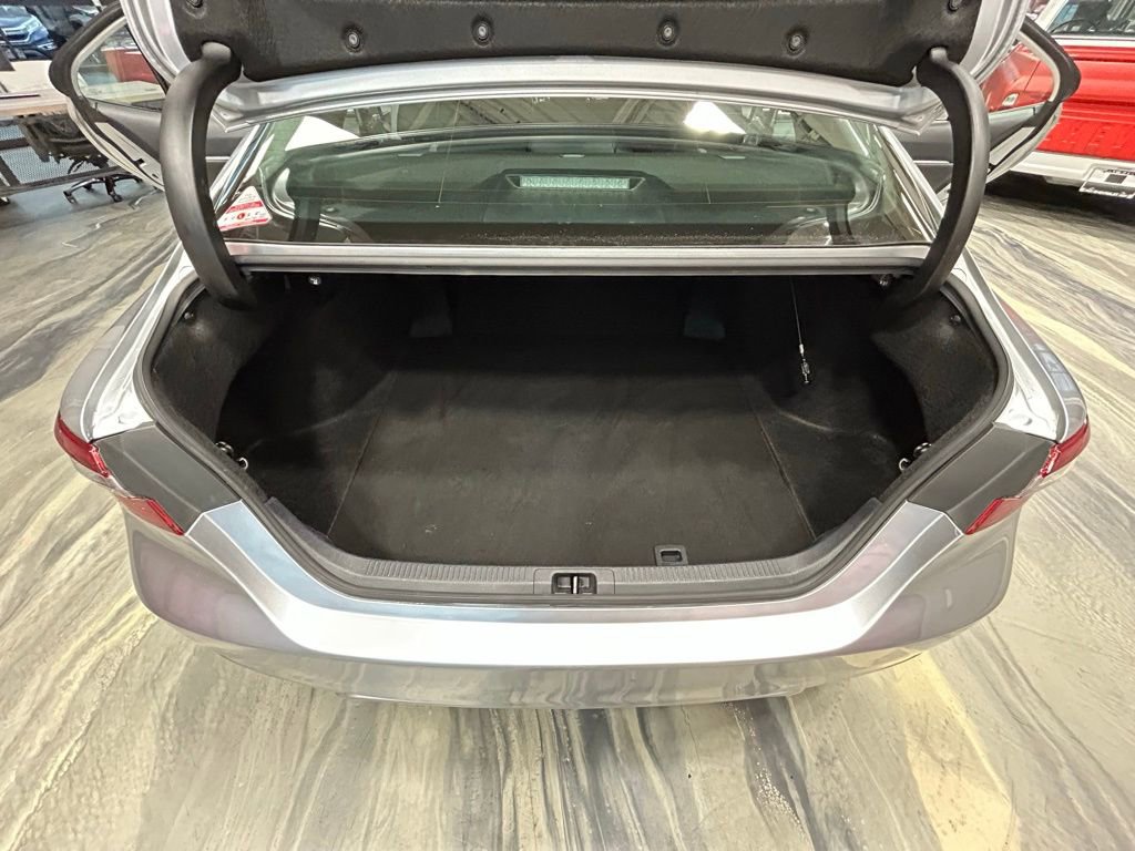 Used 2023 Toyota Camry XSE image 44