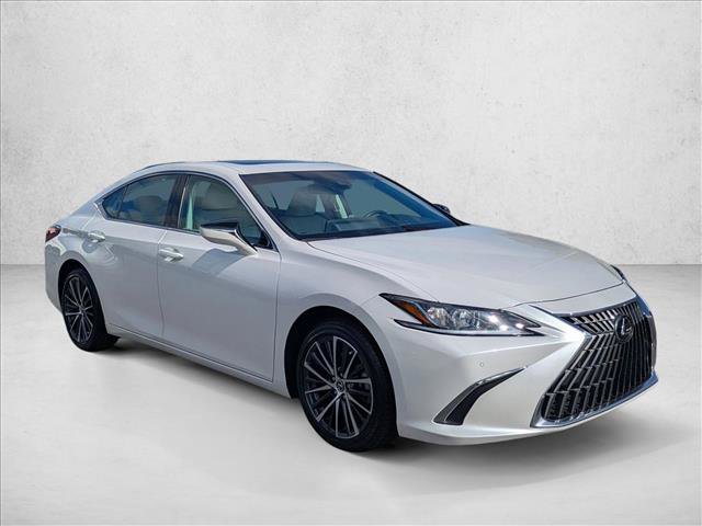 Used 2025 Lexus ES 300h w/ Premium Package image 3