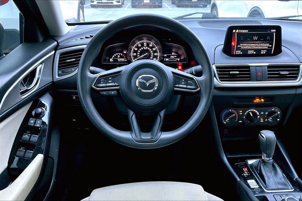Used 2017 MAZDA MAZDA3 Sport FWD image 5